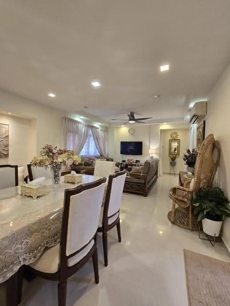 750 Pasir Ris Street 71, 750 Pasir Ris Street 71, Pasir Ris / Tampines, 3 Bedrooms, 1,141 sqft, HDB Flat For Sale, by Hidayah Samat, 500269649 - Living Room - PropertyGuru.com.sg