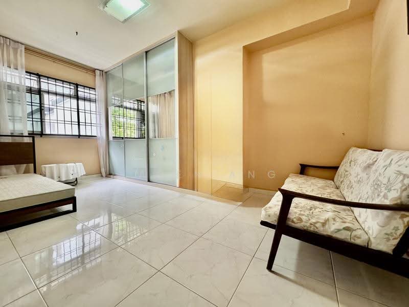 492D Tampines Street 45, 492D Tampines Street 45, Pasir Ris / Tampines, 4 Bedrooms, 1,335 sqft, HDB Flat For Sale, by Karen Ang, 500269654 - Bedroom - PropertyGuru.com.sg