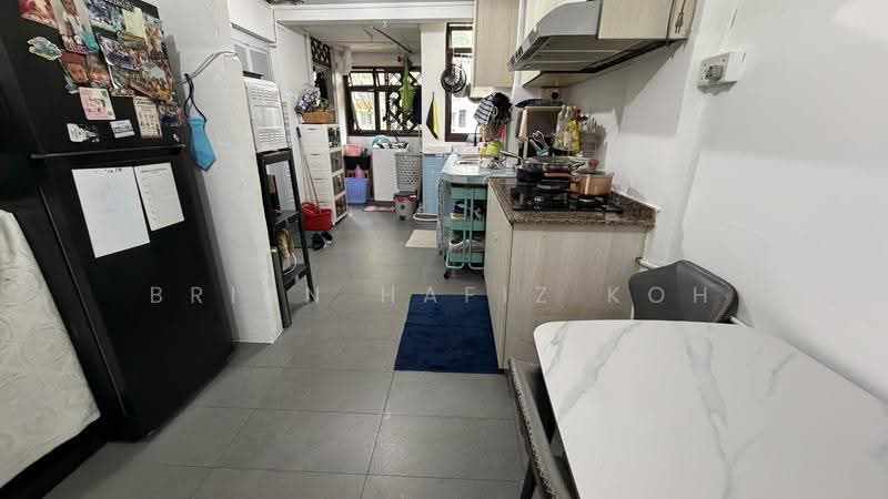 112 Ho Ching Road, 112 Ho Ching Road, Boon Lay / Jurong / Tuas, 2 Bedrooms, 732 sqft, HDB Flat For Sale, by Brian Hafiz Koh, 500269655 - Kitchen - PropertyGuru.com.sg