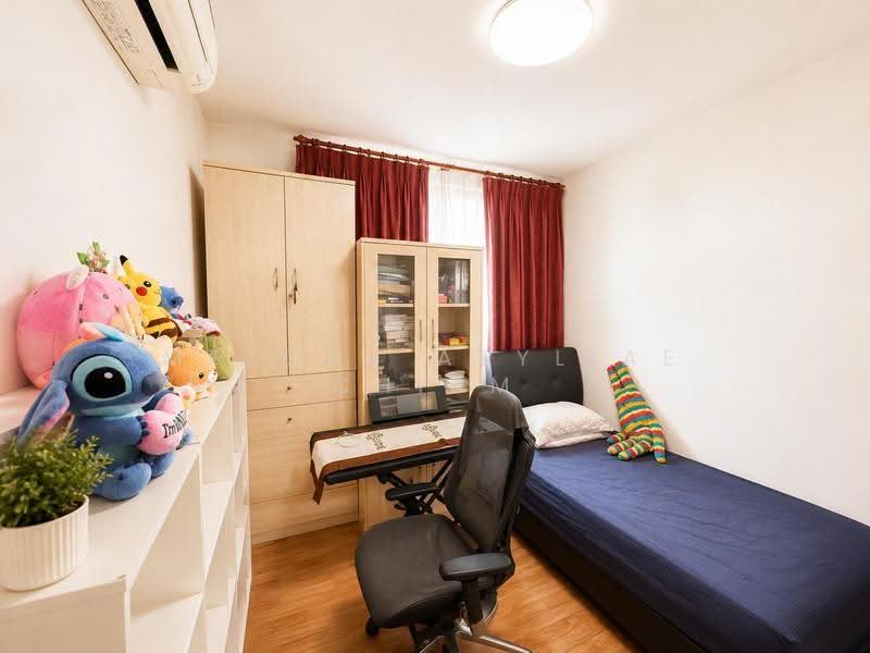 Seraya Breeze, 3 Seraya Road, East Coast / Marine Parade, 4 Bedrooms, 1,281 sqft, Apartment For Sale, by Melody Azyliae Chiam, 500269679 - Bedroom - PropertyGuru.com.sg