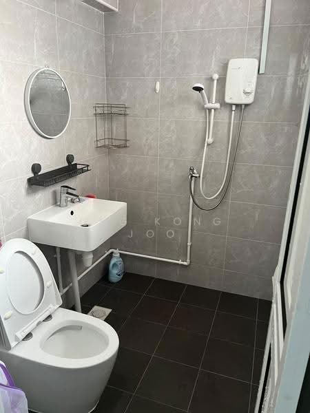 126 Simei Street 1, 126 Simei Street 1, Pasir Ris / Tampines, Room Rental, 100 sqft, HDB Flat For Rent, by Ong Kong Joo, 500269685 - Bathroom - PropertyGuru.com.sg