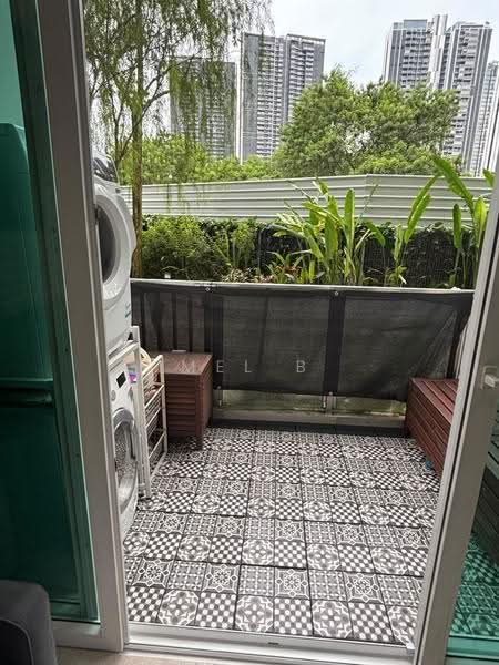 Waterfront @ Faber, 20 Faber Walk, Buona Vista / West Coast / Clementi New Town, 1 Bedroom, 530 sqft, Condominium For Rent, by Mel B, 500269688 - Balcony - PropertyGuru.com.sg