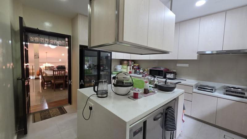 Mera Gardens, Almond Crescent, Dairy Farm / Bukit Panjang / Choa Chu Kang, 5 Bedrooms, 4,617 sqft, Detached House For Sale, by Karine Tan, 500269708 - Kitchen - PropertyGuru.com.sg