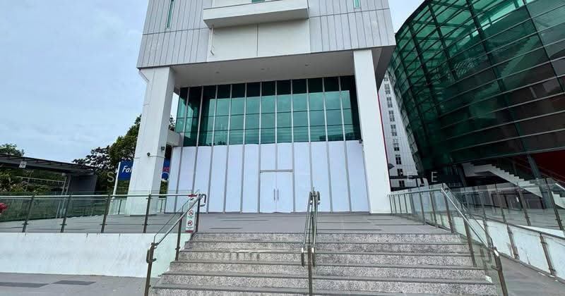 UE Bizhub East, 2 Changi Business Park Avenue 1, Bedok / Upper East Coast, 2,378 sqft, Food & Beverage For Rent, by Scott Gene Lee, 500269716 - Exterior - CommercialGuru.com.sg
