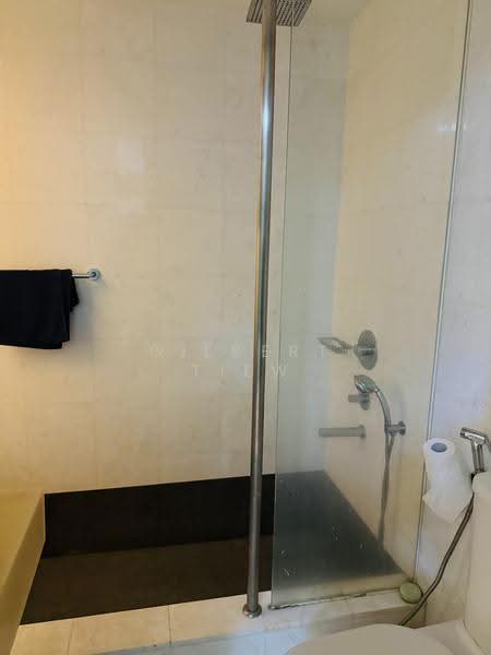 The Clift, 21 McCallum Street, Boat Quay / Raffles Place / Marina, 1 Bedroom, 495 sqft, Apartment For Rent, by Gilbert Tiew, 500269722 - Bathroom - PropertyGuru.com.sg