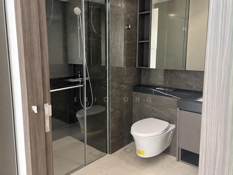 Parc Clematis, 8F Jalan Lempeng, Buona Vista / West Coast / Clementi New Town, 2 Bedrooms, 710 sqft, Condominium For Sale, by Eric Ong, 500269724 - Bathroom - PropertyGuru.com.sg