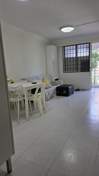 35 Circuit Road, 35 Circuit Road, Macpherson / Potong Pasir, 3 Bedrooms, 679 sqft, HDB Flat For Sale, by Amelia Loh, 500269734 - Living Room - PropertyGuru.com.sg