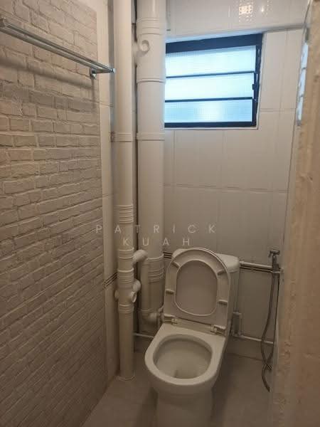 98 Whampoa Drive, 98 Whampoa Drive, Balestier / Toa Payoh, Room Rental, 100 sqft, HDB Flat For Rent, by Patrick Kuah, 500269737 - Bathroom - PropertyGuru.com.sg
