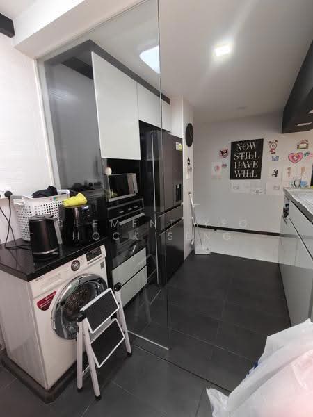 268D Compassvale Link, 268D Compassvale Link, Hougang / Punggol / Sengkang, 3 Bedrooms, 1,184 sqft, HDB Flat For Rent, by Clement Yeo Hock Seng, 500269738 - Kitchen - PropertyGuru.com.sg