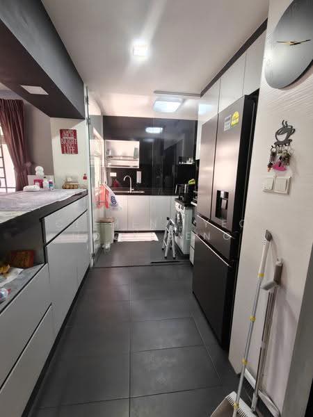 268D Compassvale Link, 268D Compassvale Link, Hougang / Punggol / Sengkang, 3 Bedrooms, 1,184 sqft, HDB Flat For Rent, by Clement Yeo Hock Seng, 500269738 - Kitchen - PropertyGuru.com.sg