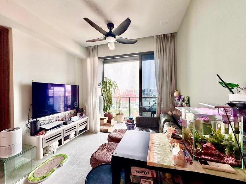 Stirling Residences, 25 Stirling Road, Alexandra / Commonwealth, 2 Bedrooms, 786 sqft, Condominium For Sale, by Susan Lee, 500269749 - Living Room - PropertyGuru.com.sg