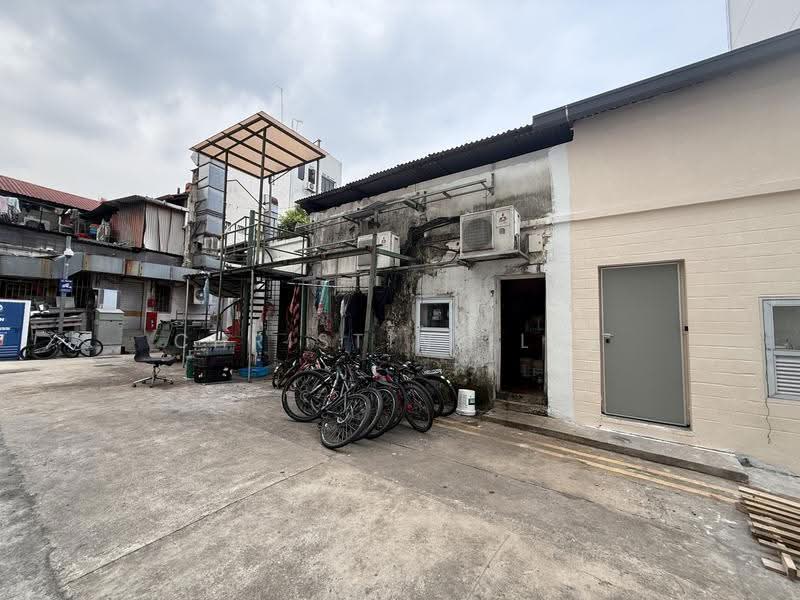 4 Lorong 22 Geylang, Eunos / Geylang / Paya Lebar, 2 Bedrooms, 1,577 sqft, Terraced House For Sale, by Christine Lim, 500269753 - Exterior - PropertyGuru.com.sg