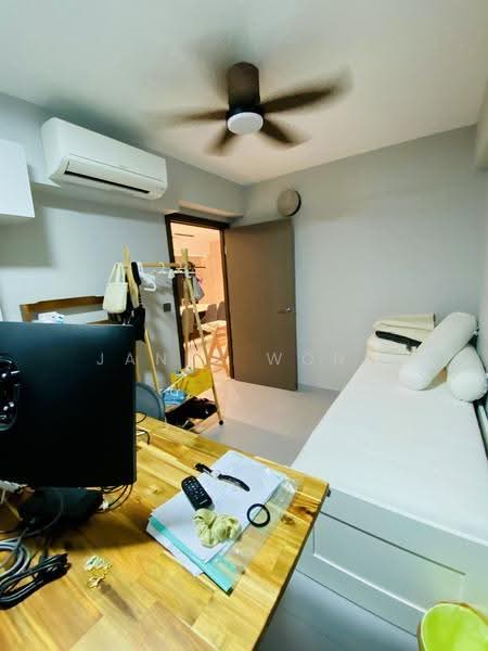 413B Northshore Drive, 413B Northshore Drive, Hougang / Punggol / Sengkang, 3 Bedrooms, 1,012 sqft, HDB Flat For Sale, by Janet Wong, 500269770 - Bedroom - PropertyGuru.com.sg