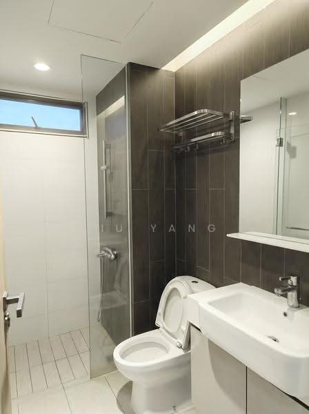 CityLife @ Tampines, Pasir Ris / Tampines, 3 Bedrooms, 1,367 sqft, Condominium For Sale, by Liu Yang, 500269796 - Bathroom - PropertyGuru.com.sg