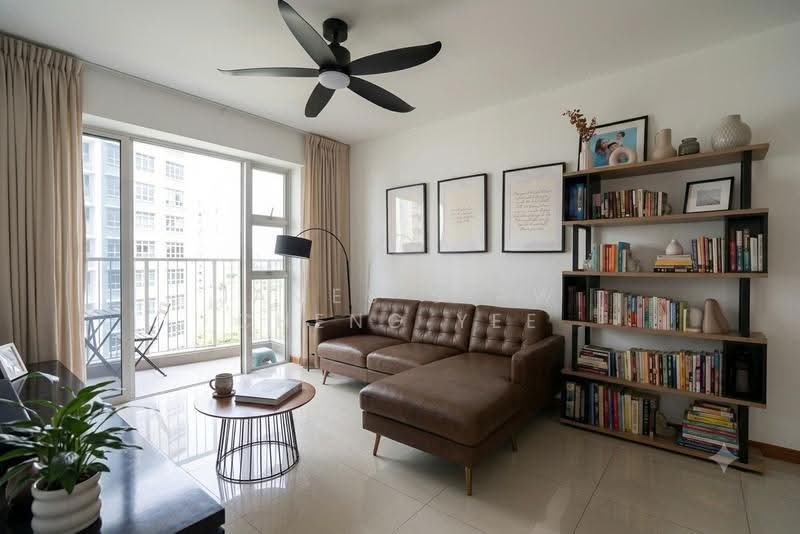 325B Sumang Walk, 325B Sumang Walk, Hougang / Punggol / Sengkang, 3 Bedrooms, 1,033 sqft, HDB Flat For Sale, by James Siaw Cheng Yee, 500269802 - Living Room - PropertyGuru.com.sg