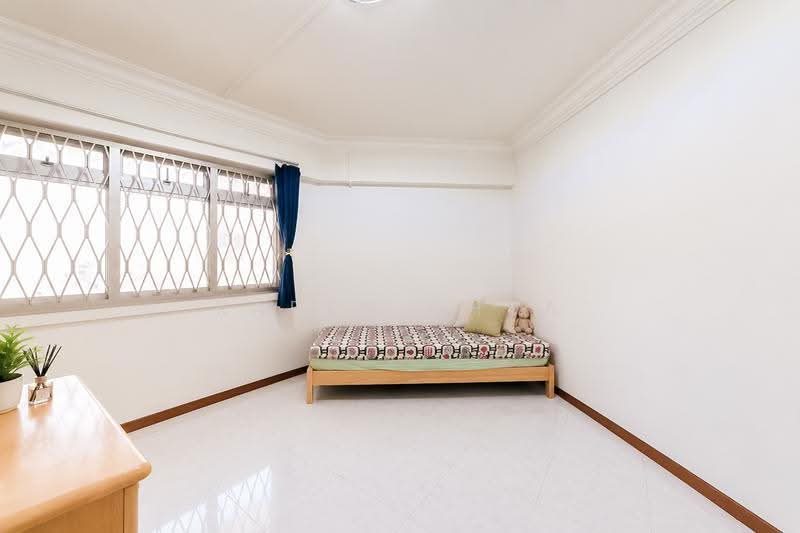839 Jurong West Street 81, 839 Jurong West Street 81, Boon Lay / Jurong / Tuas, 4 Bedrooms, 1,173 sqft, HDB Flat For Sale, by Karen Chua, 500269810 - Bedroom - PropertyGuru.com.sg