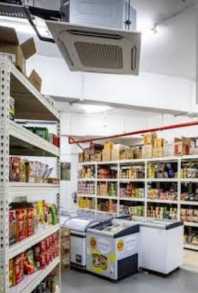 Boon Lay Shopping Centre, 221 Boon Lay Place, Boon Lay / Jurong / Tuas, 5,318 sqft, Mall Shop For Rent, by Takayama Kiyonori, 500269812 - Interior - CommercialGuru.com.sg