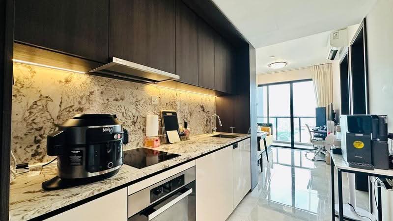 Tembusu Grand, 94 Jalan Tembusu, East Coast / Marine Parade, 1 Bedroom, 527 sqft, Condominium For Sale, by Victor Tan, 500269814 - Kitchen - PropertyGuru.com.sg