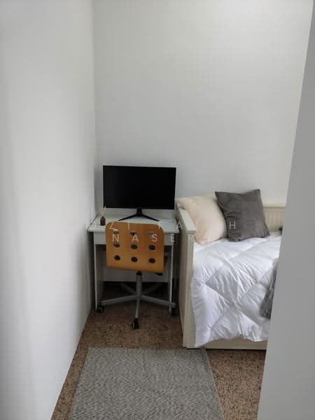 Dover Parkview, 32 Dover Rise, Buona Vista / West Coast / Clementi New Town, Room Rental, 100 sqft, Condominium For Rent, by Rozi Faith Naser, 500269816 - Study - PropertyGuru.com.sg