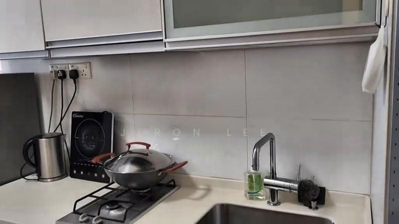 Robertson Edge, 18 Tong Watt Road, Orchard / River Valley, 1 Bedroom, 409 sqft, Apartment For Rent, by Jeron Lee, 500269825 - Kitchen - PropertyGuru.com.sg