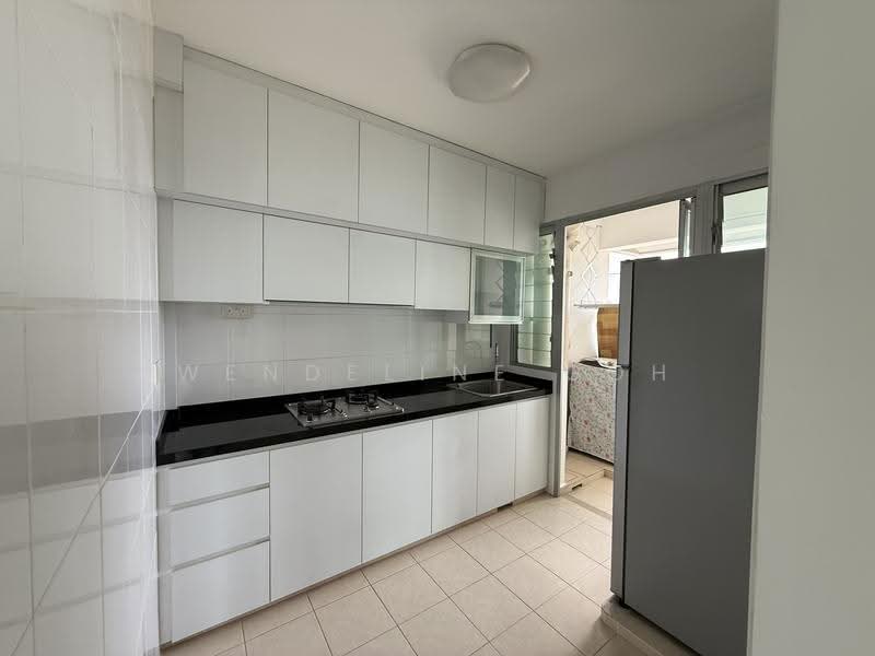 471A Upper Serangoon Crescent, 471A Upper Serangoon Crescent, Hougang / Punggol / Sengkang, 2 Bedrooms, 721 sqft, HDB Flat For Sale, by Wendeline Goh, 500269826 - Kitchen - PropertyGuru.com.sg