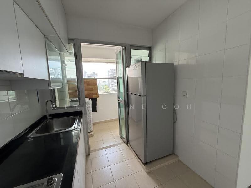 471A Upper Serangoon Crescent, 471A Upper Serangoon Crescent, Hougang / Punggol / Sengkang, 2 Bedrooms, 721 sqft, HDB Flat For Sale, by Wendeline Goh, 500269826 - Kitchen - PropertyGuru.com.sg