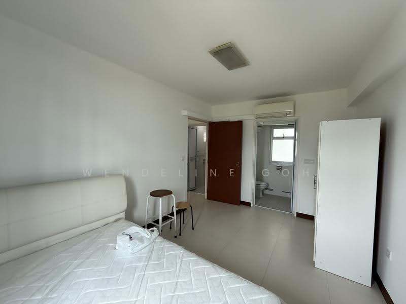 471A Upper Serangoon Crescent, 471A Upper Serangoon Crescent, Hougang / Punggol / Sengkang, 2 Bedrooms, 721 sqft, HDB Flat For Sale, by Wendeline Goh, 500269826 - Bedroom - PropertyGuru.com.sg