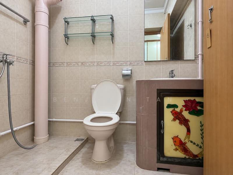 420 Canberra Road, 420 Canberra Road, Sembawang / Yishun, 3 Bedrooms, 968 sqft, HDB Flat For Sale, by Benjamin Tan, 500269831 - Bathroom - PropertyGuru.com.sg
