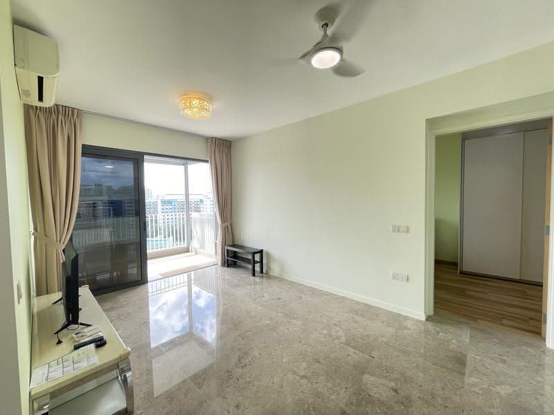 The Lakefront Residences, 42 Lakeside Drive, Boon Lay / Jurong / Tuas, 2 Bedrooms, 721 sqft, Condominium For Sale, by Anne Ng, 500269834 - Living Room - PropertyGuru.com.sg