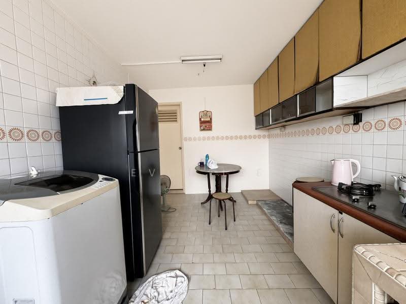 467 Jurong West Street 41, 467 Jurong West Street 41, Boon Lay / Jurong / Tuas, 3 Bedrooms, 1,302 sqft, HDB Flat For Sale, by Evon Lee, 500269838 - Kitchen - PropertyGuru.com.sg