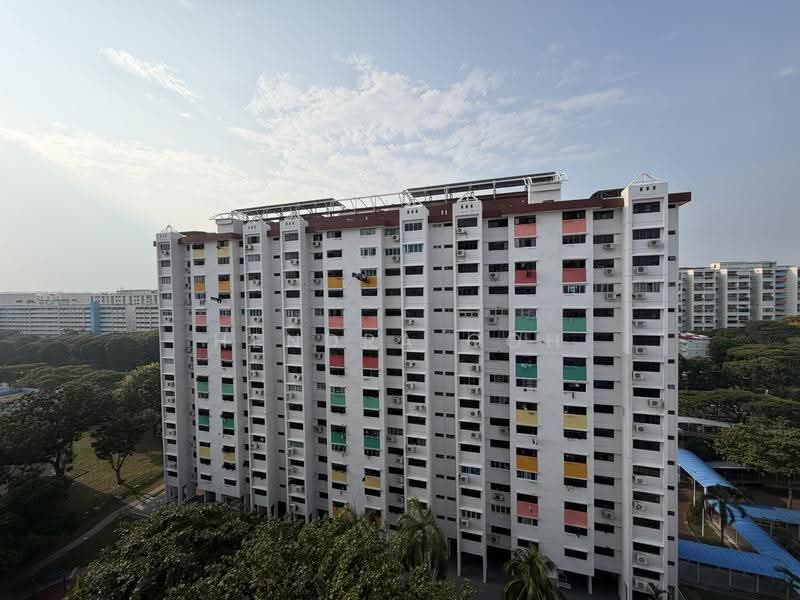 23 Eunos Crescent, 23 Eunos Crescent, Eunos / Geylang / Paya Lebar, Room Rental, 140 sqft, HDB Flat For Rent, by Hendra Goh, 500269841 - Exterior - PropertyGuru.com.sg