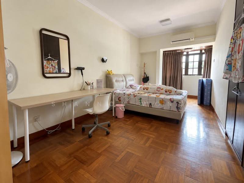 C.H.E.A.P Semi-D house rental . NE Facing. Cul-de-Sac, Eunos / Geylang / Paya Lebar, 5 Bedrooms, 4,000 sqft, Semi-Detached House For Rent, by Shannon Wong, 500269842 - Bedroom - PropertyGuru.com.sg