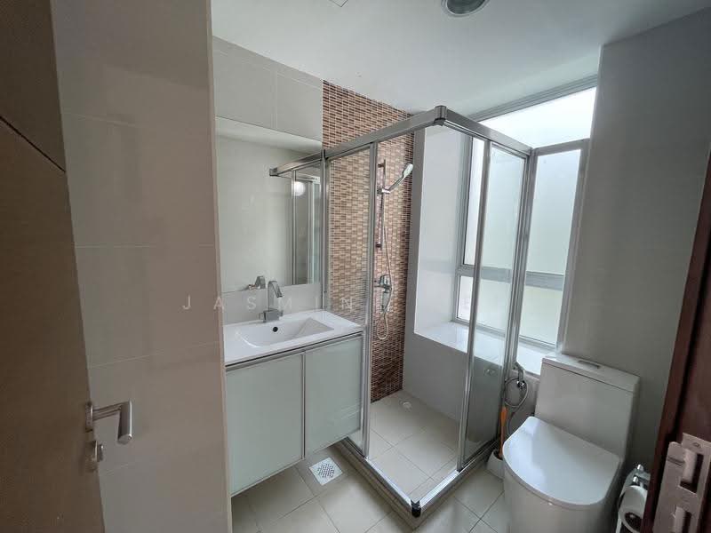 Fruition, 3 Mangis Road, East Coast / Marine Parade, 2 Bedrooms, 882 sqft, Condominium For Rent, by Jasmine See, 500269843 - Bathroom - PropertyGuru.com.sg