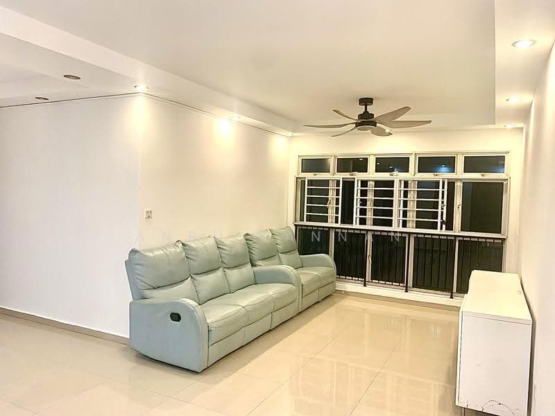 386 Bukit Batok West Avenue 5, 386 Bukit Batok West Avenue 5, Dairy Farm / Bukit Panjang / Choa Chu Kang, 4 Bedrooms, 1,270 sqft, HDB Flat For Sale, by Anbu Kannan, 500269844 - Living Room - PropertyGuru.com.sg