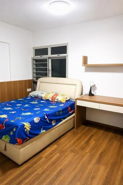 386 Bukit Batok West Avenue 5, 386 Bukit Batok West Avenue 5, Dairy Farm / Bukit Panjang / Choa Chu Kang, 4 Bedrooms, 1,270 sqft, HDB Flat For Sale, by Anbu Kannan, 500269844 - Bedroom - PropertyGuru.com.sg