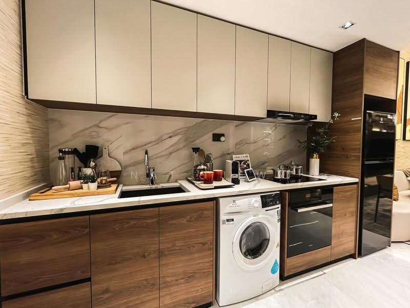 Blossoms By The Park, 9 Slim Barracks Rise, Buona Vista / West Coast / Clementi New Town, 2 Bedrooms, 721 sqft, Condominium For Sale, by Nat Tjew, 500269859 - Kitchen - PropertyGuru.com.sg