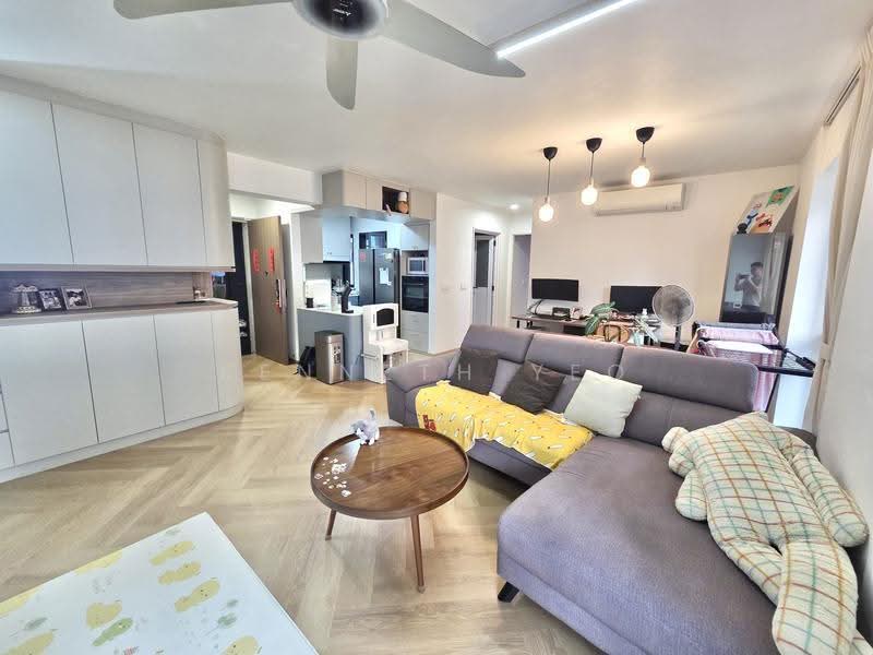 92 Dawson Road, 92 Dawson Road, Alexandra / Commonwealth, 3 Bedrooms, 893 sqft, HDB Flat For Sale, by Kenneth Yeo, 500269864 - Living Room - PropertyGuru.com.sg