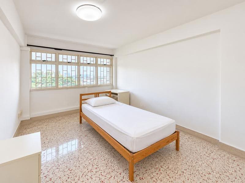 200 Boon Lay Drive, 200 Boon Lay Drive, Boon Lay / Jurong / Tuas, 3 Bedrooms, 1,302 sqft, HDB Flat For Rent, by Rae Ho 何诗蕊, 500269871 - Bedroom - PropertyGuru.com.sg