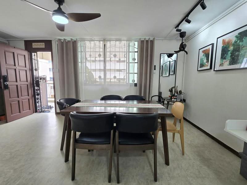 132 Bedok Reservoir Road, 132 Bedok Reservoir Road, Bedok / Upper East Coast, 2 Bedrooms, 904 sqft, HDB Flat For Sale, by Affa Jaffar, 500269872 - Dining Room - PropertyGuru.com.sg