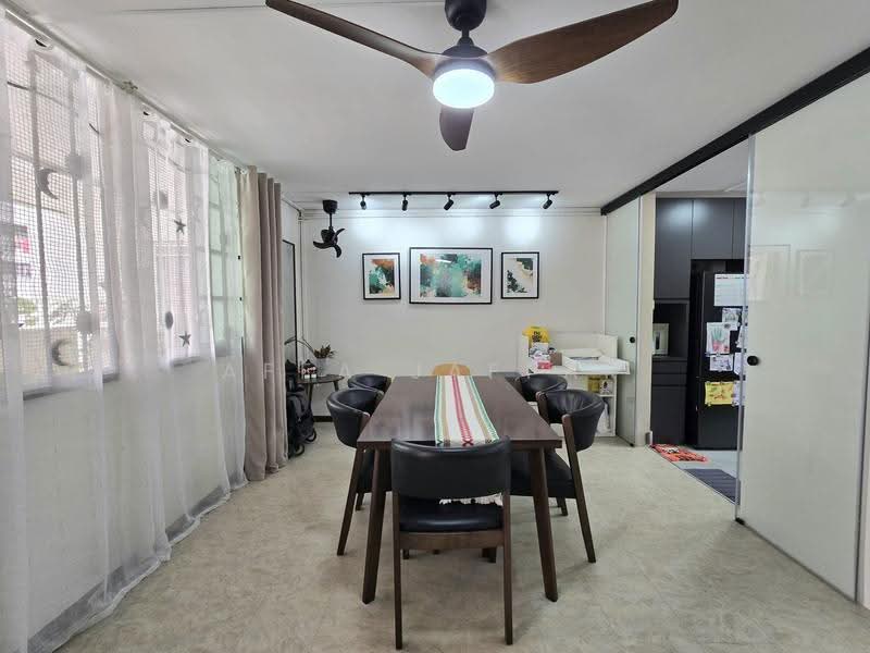 132 Bedok Reservoir Road, 132 Bedok Reservoir Road, Bedok / Upper East Coast, 2 Bedrooms, 904 sqft, HDB Flat For Sale, by Affa Jaffar, 500269872 - Dining Room - PropertyGuru.com.sg