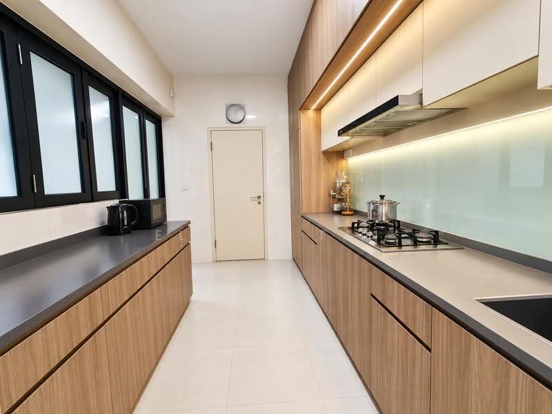 229B Sumang Lane, 229B Sumang Lane, Hougang / Punggol / Sengkang, 3 Bedrooms, 1,216 sqft, HDB Flat For Sale, by Elaine Tan, 500269873 - Kitchen - PropertyGuru.com.sg