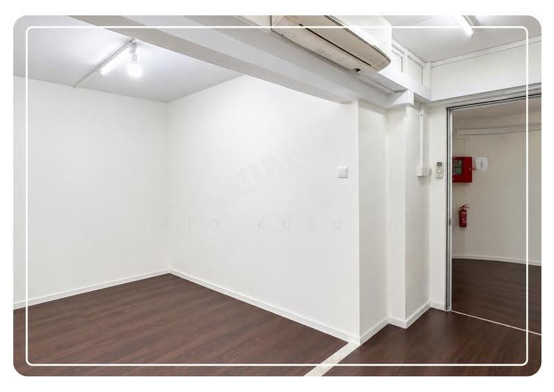106 Hougang Avenue 1, 106 Hougang Ave. 1, Hougang / Punggol / Sengkang, 1,023 sqft, Shop / Shophouse For Rent, by Ario Kusumo, 500269875 - Office Room-5 - CommercialGuru.com.sg