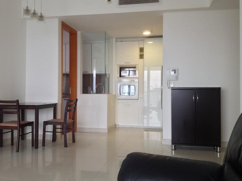 Visioncrest, 33 Oxley Rise, Orchard / River Valley, 2 Bedrooms, 926 sqft, Condominium For Rent, by Paul Tan, 500269876 - Kitchen - PropertyGuru.com.sg