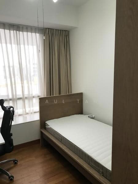 Visioncrest, 33 Oxley Rise, Orchard / River Valley, 2 Bedrooms, 926 sqft, Condominium For Rent, by Paul Tan, 500269876 - Bedroom - PropertyGuru.com.sg