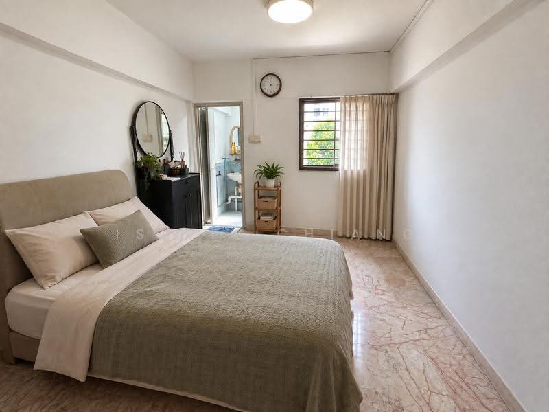 69 Telok Blangah Heights, 69 Telok Blangah Heights, Harbourfront / Telok Blangah, 3 Bedrooms, 980 sqft, HDB Flat For Sale, by Isabel Chiang, 500269881 - Bedroom - PropertyGuru.com.sg