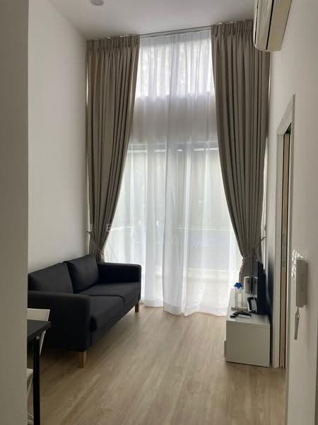 Loft@Holland, 151 Holland Road, Tanglin / Holland / Bukit Timah, 1 Bedroom, 431 sqft, Condominium For Rent, by Jennifer Ong, 500269887 - Living Room - PropertyGuru.com.sg
