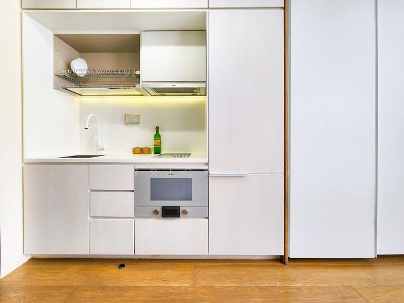 Freehold D15 Unblocked Seaview Dual-Key Duplex | 2 Mins to Katong Park MRT | Unblock Seaview, Fort road, East Coast / Marine Parade, 2 Bedrooms, 829 sqft, Condominium For Sale, by Derrick Liau, 500269894 - L1 Studio Kitchen - PropertyGuru.com.sg
