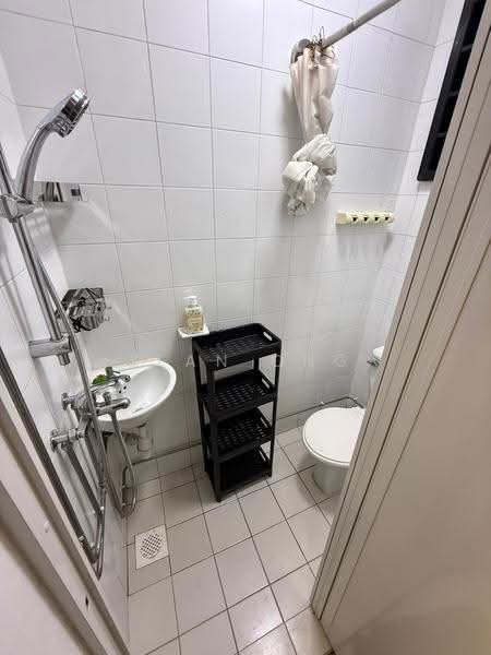 Harbourlights, 68 Telok Blangah Road, Harbourfront / Telok Blangah, Room Rental, 100 sqft, Apartment For Rent, by Sean Ong, 500269896 - Bathroom - PropertyGuru.com.sg