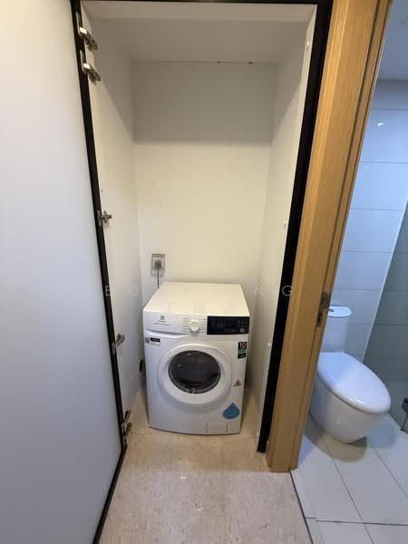 Eight Riversuites, 6 Whampoa East, Balestier / Toa Payoh, 2 Bedrooms, 700 sqft, Condominium For Rent, by Eddy Ong 王握澐, 500269903 - Bathroom - PropertyGuru.com.sg