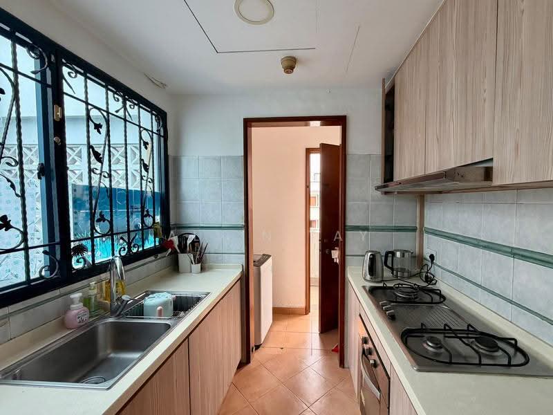 Grandlink Square, 511 Guillemard Road, Eunos / Geylang / Paya Lebar, 4 Bedrooms, 1,152 sqft, Apartment For Sale, by Alvin Tay, 500269905 - Kitchen - PropertyGuru.com.sg